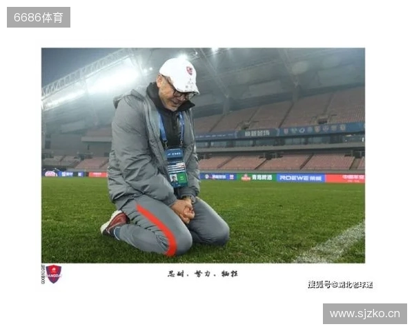帽子上用中文写着努力、忍耐、牺牲，张外龙：是我作为教练的哲学