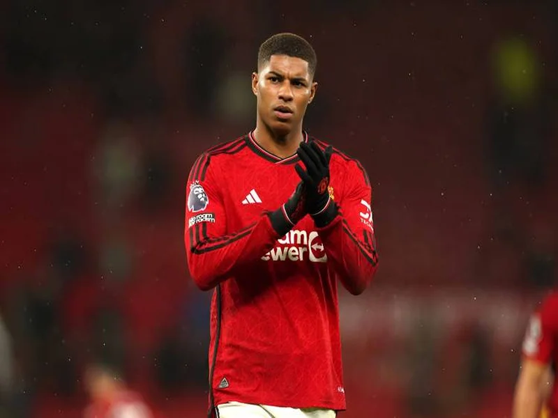 曼晚：曼联可在冬窗尝试引进托尼，他与姆伯莫配合默契